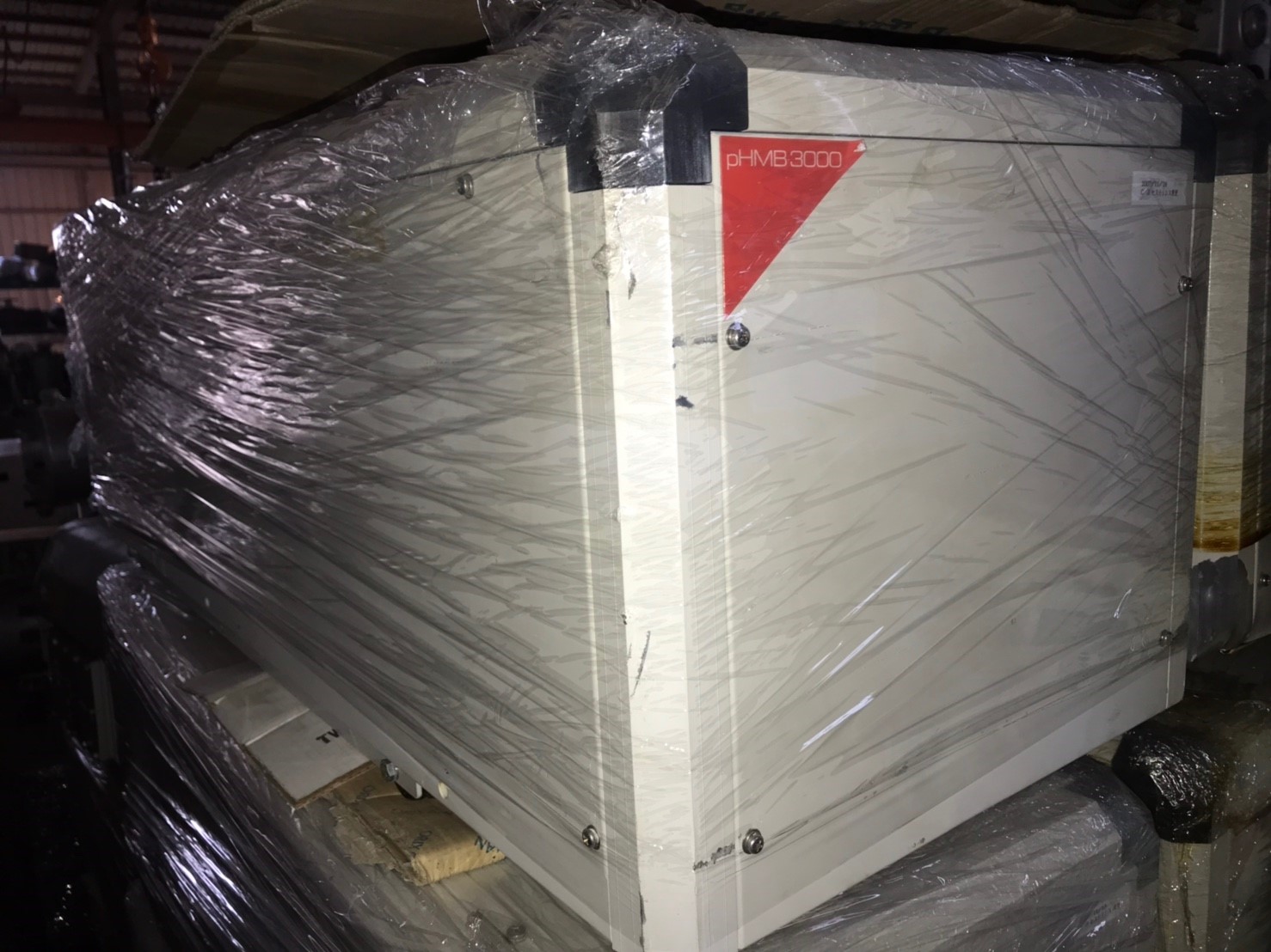 Edwards PHMB3000 Mechanical Booster Pump image