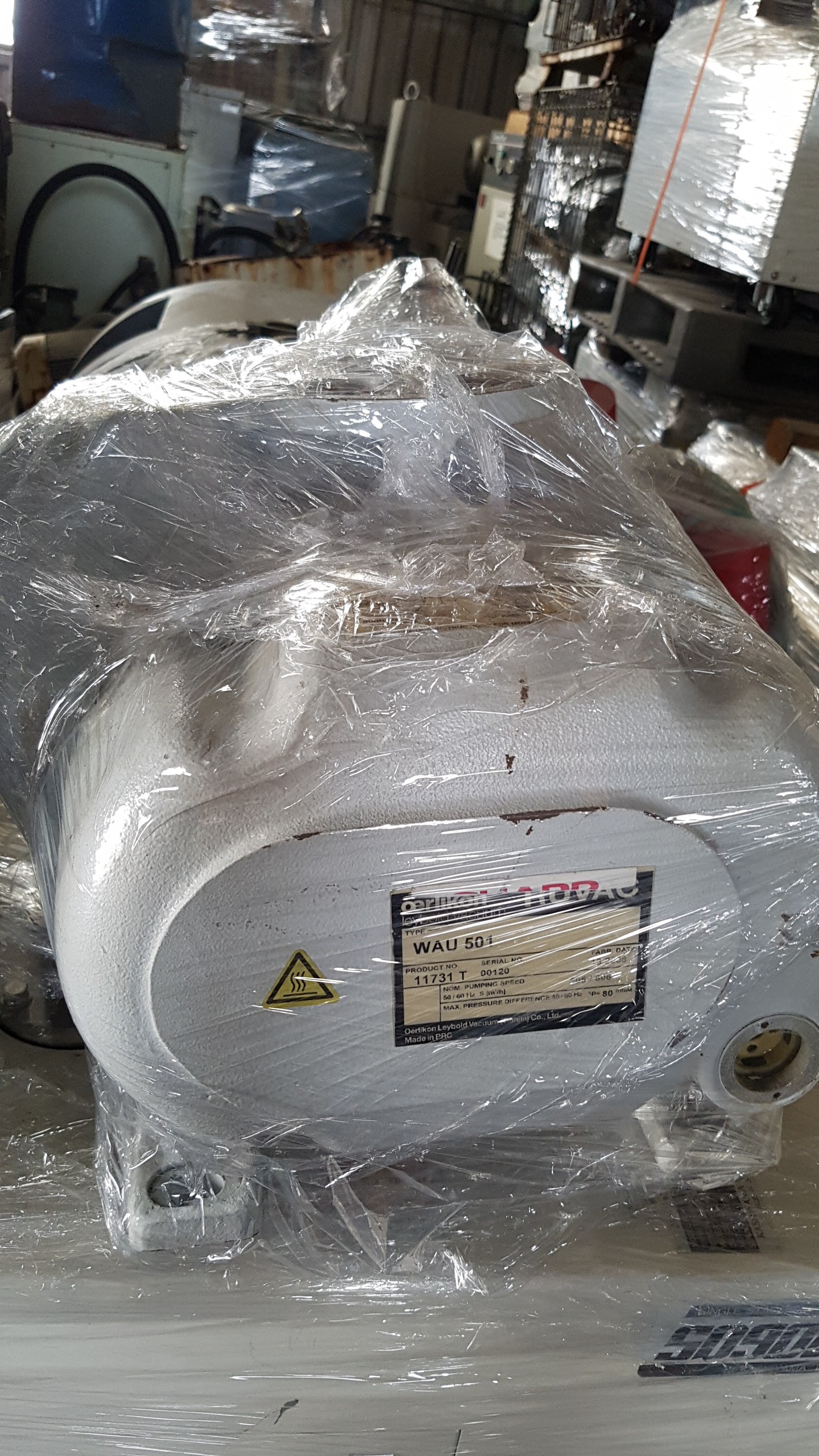 Leybold WAU 501 Mechanical Booster Pump image
