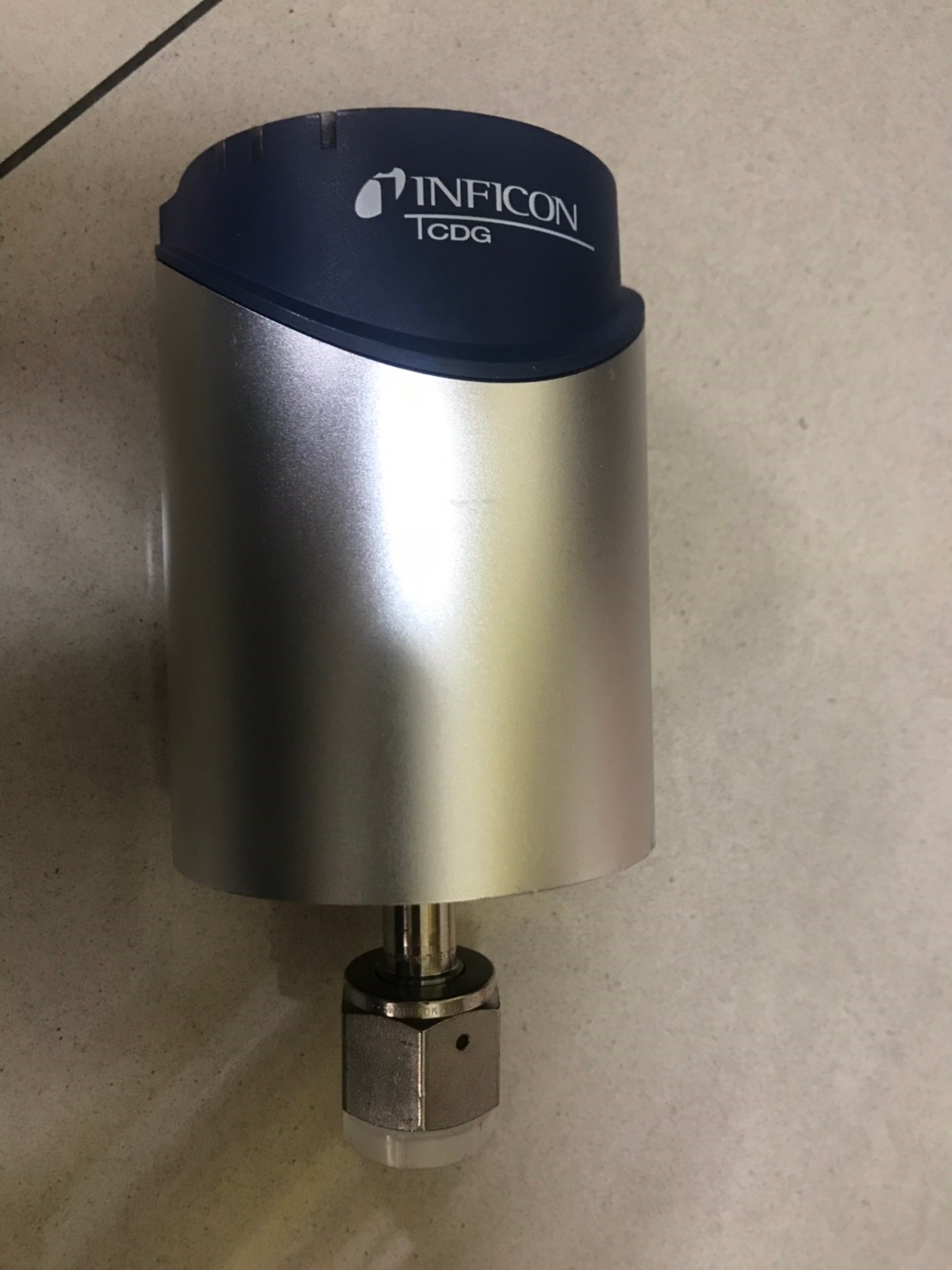 INFICON CDG100D Vacuum Gauge image