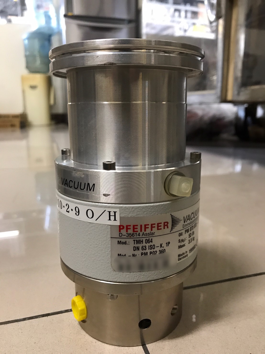 PFEIFFER VACUUM TMH 064 turbo pump image