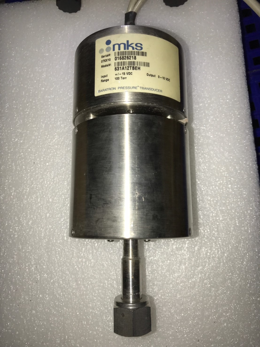 MKS Baratron Capacitance Manometer 631A12TBEH 100Torr image