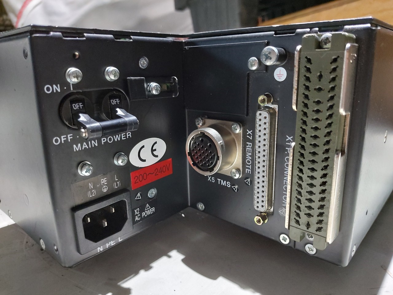 EDWARDS STP-A803WAV turbo pump controllers image