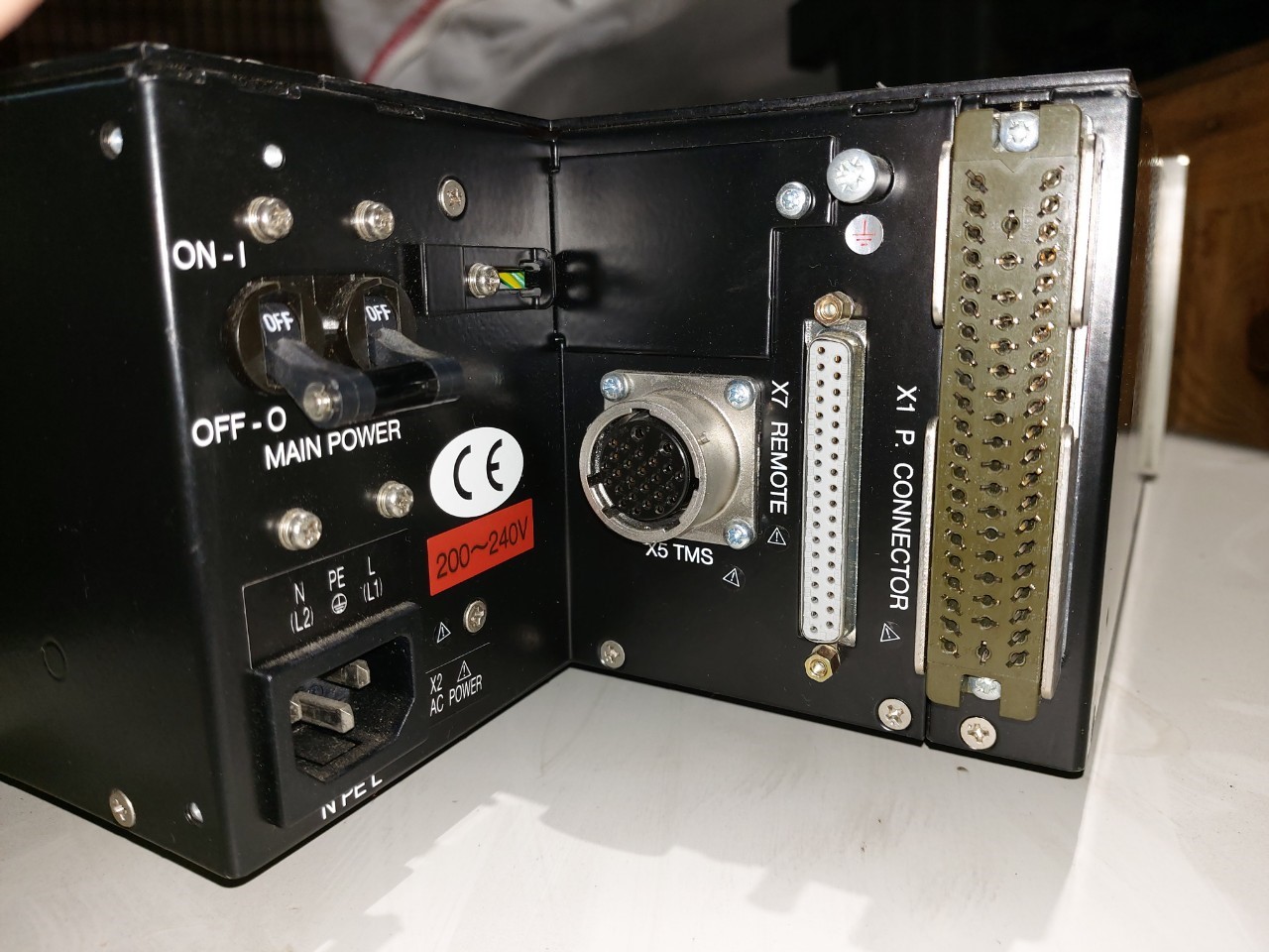 EDWARDS STP-H451C turbo pump controllers image