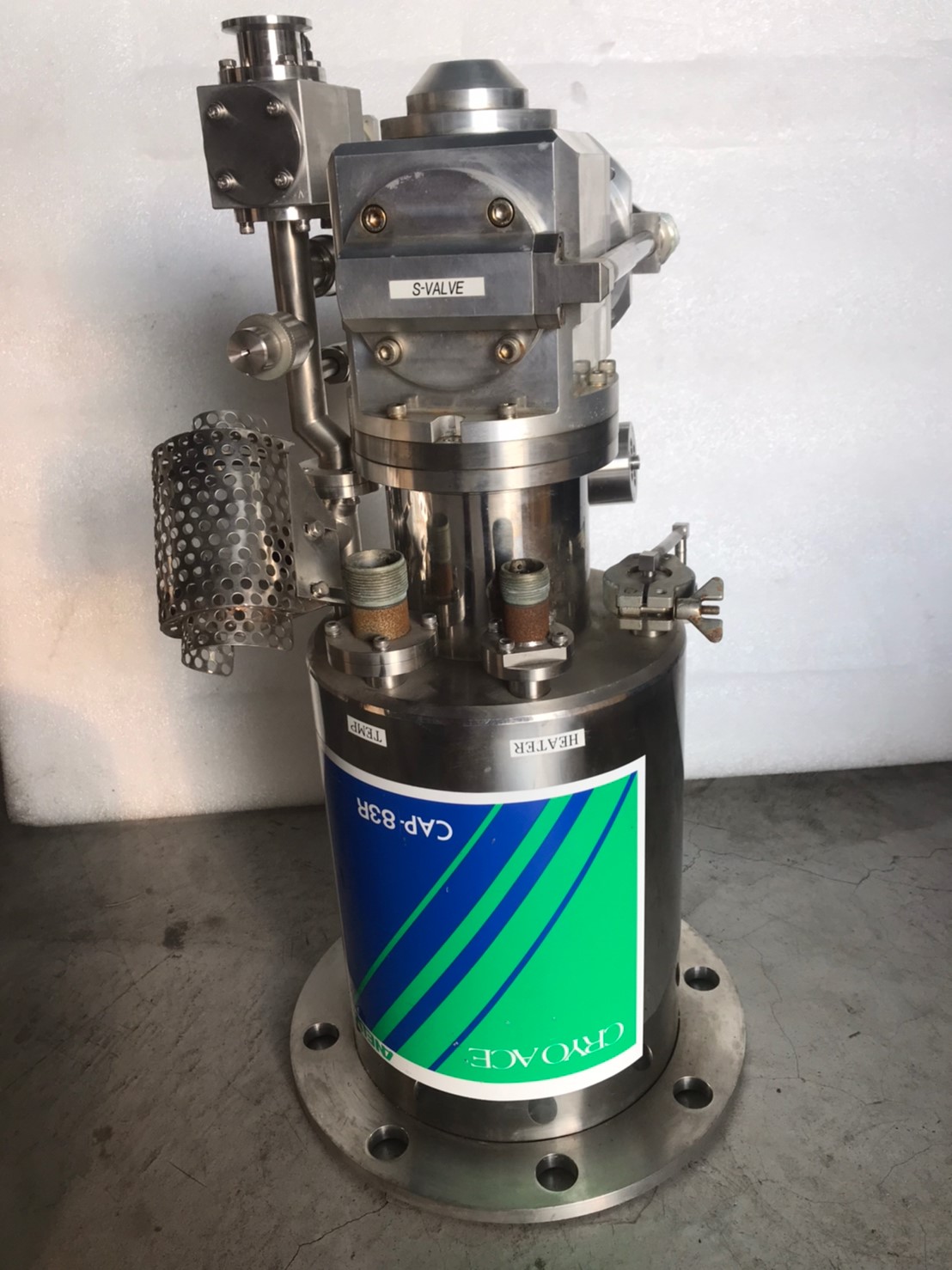 ANELVA CAP-83R cryo pump image