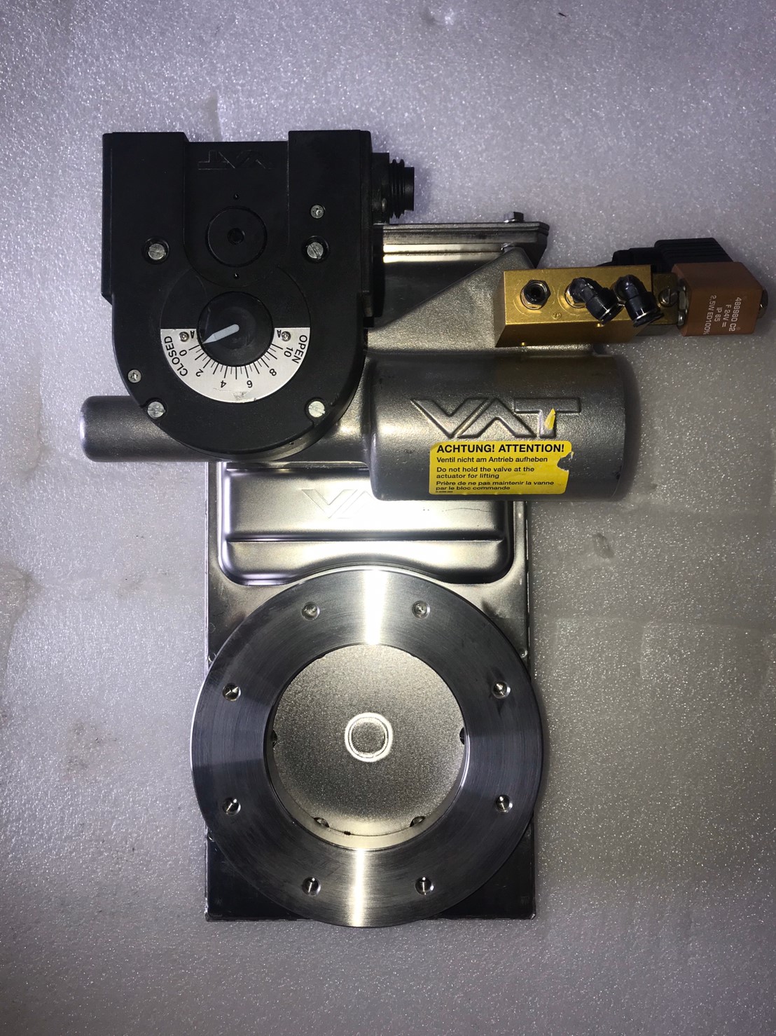 VAT 14040-PE44-0006 Gate Valve image