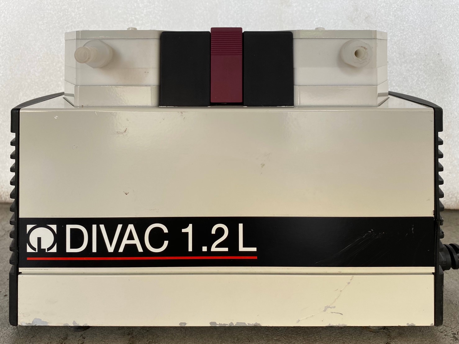 Leybold DIVAC 1.2 L Dry Diaphragm Vacuum Pump image