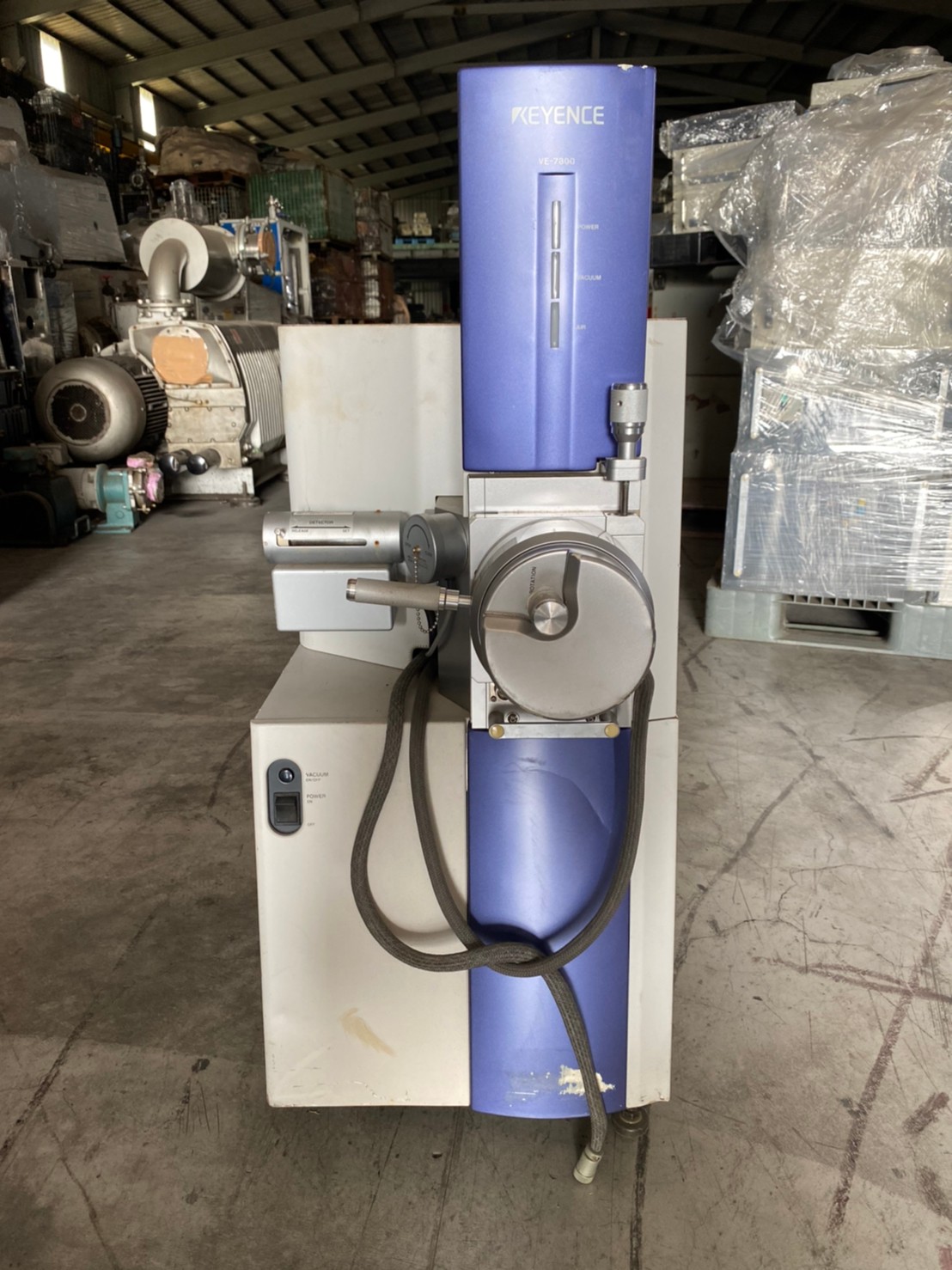 KEYENCE VE-7800 Scanning electron microscope image