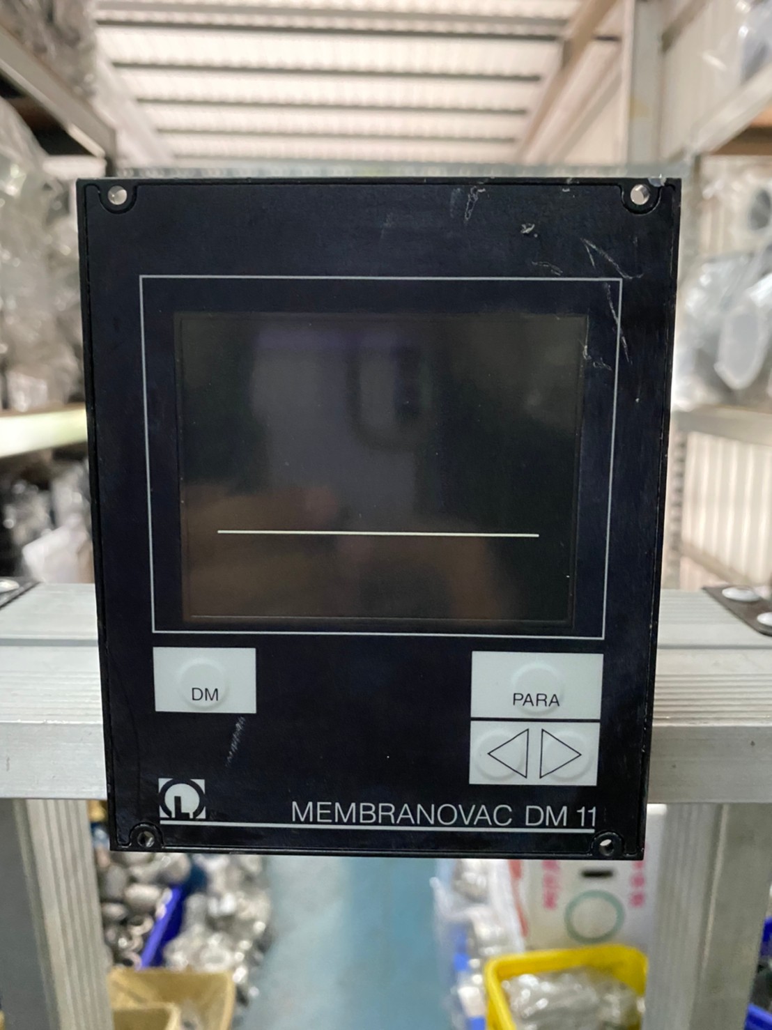 Leybold COMBIVAC DM 11 Vacuum Gauge Controller image