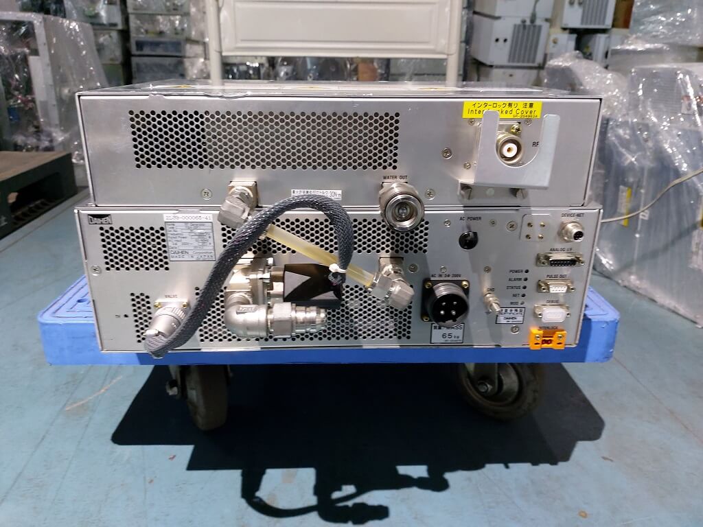 Daihen NX-HGA-30B RFジェネレータ Daihen NX-HGA-30B RFジェネレータ