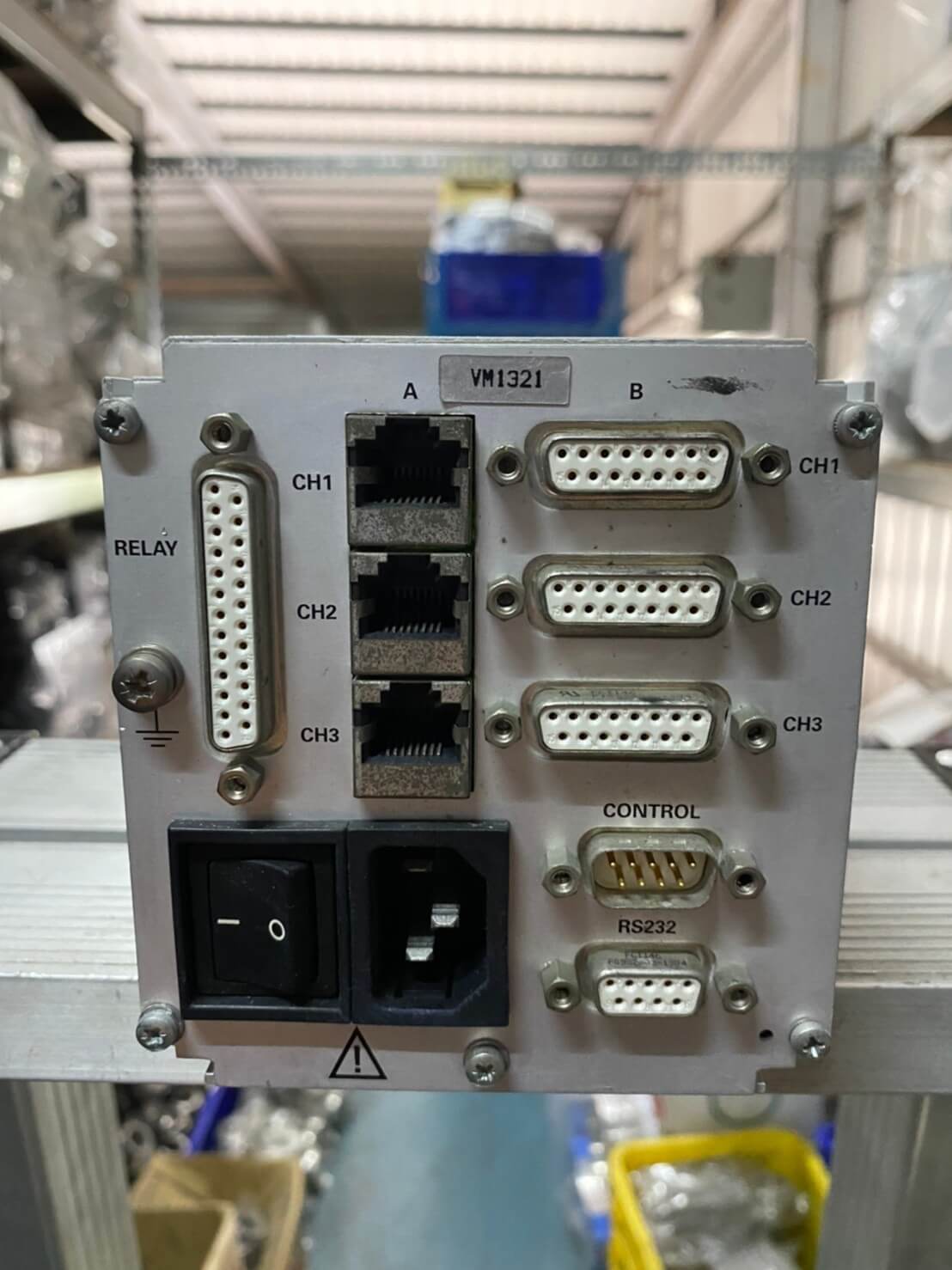 Leybold COMBIVAC CENTER THREE Vacuum Gauge Controller茂塏科技有限公司的產品專區